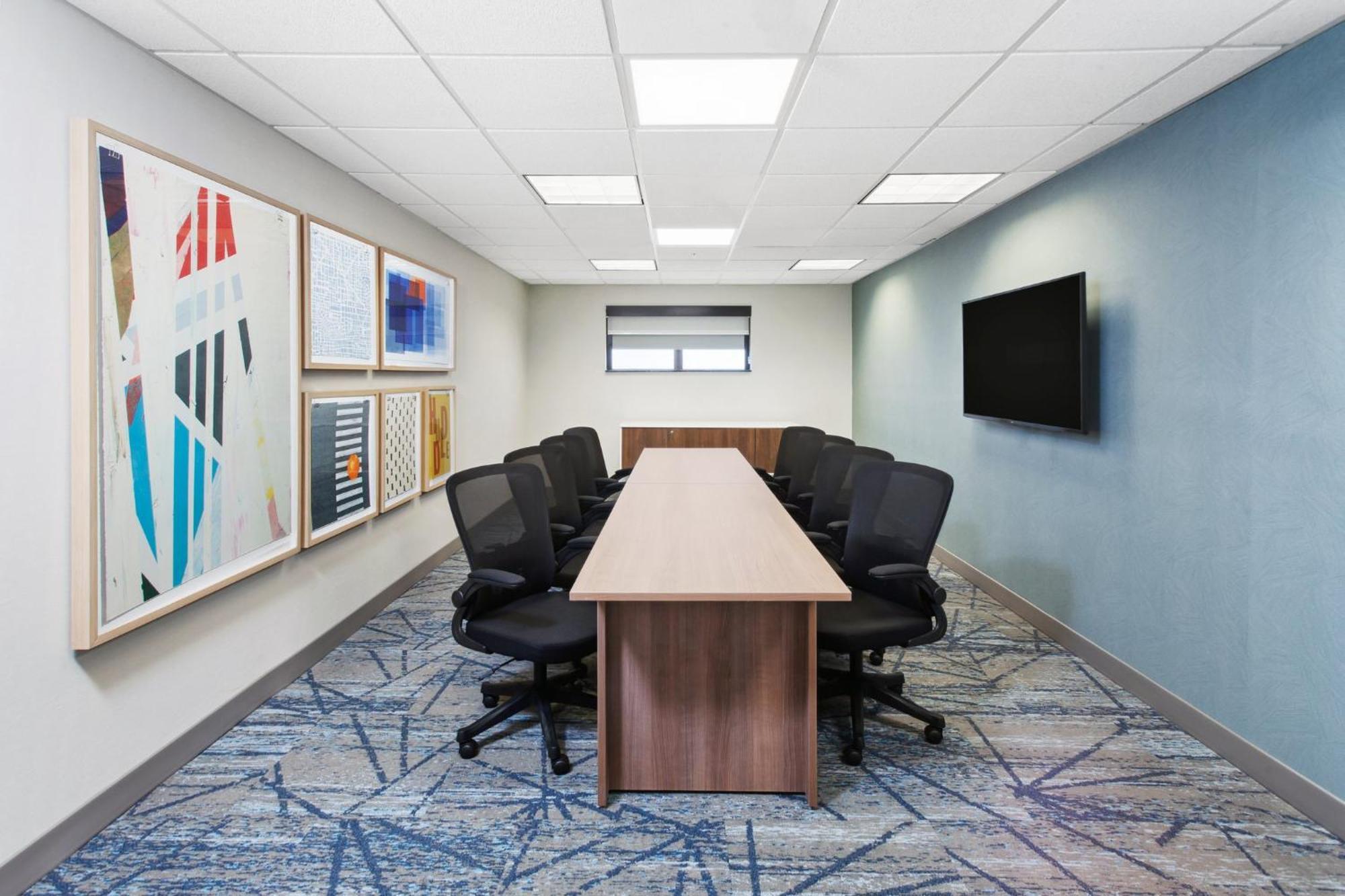 Holiday Inn Express Cleveland Airport - Brook Park By Ihg Exterior photo